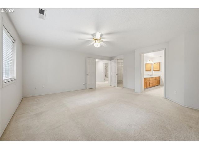 20205 Ne 49TH St, Vancouver, WA 98682