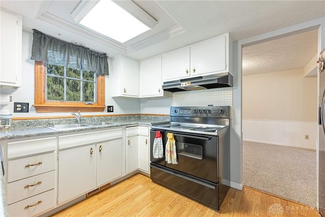 2447 Hemphill Road, Kettering, OH 45440