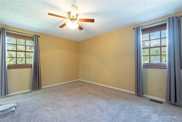 2447 Hemphill Road, Kettering, OH 45440