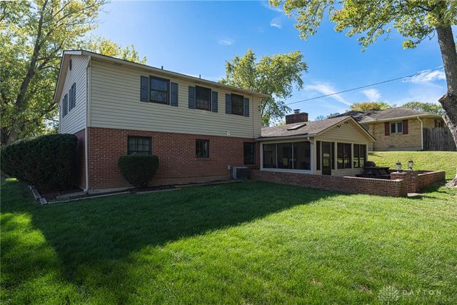 2447 Hemphill Road, Kettering, OH 45440