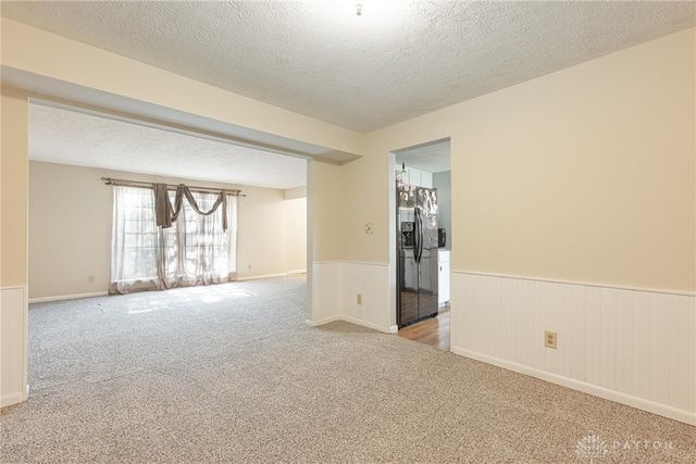 2447 Hemphill Road, Kettering, OH 45440