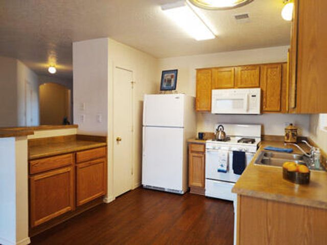 3420 Old Mill Road NE, Rio Rancho, NM 87144