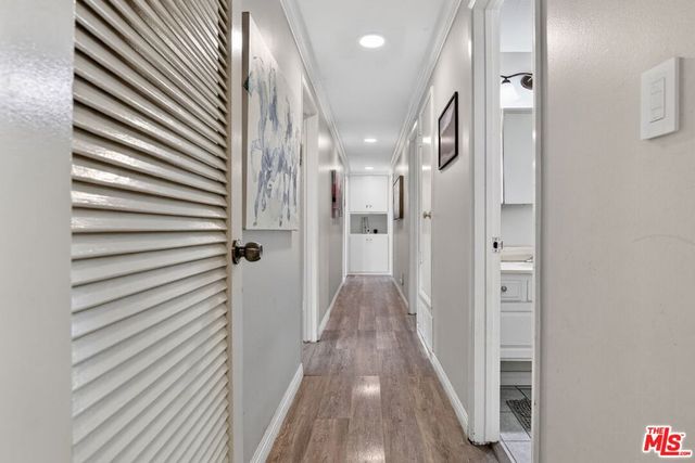 212 E Avenida De Los Arboles, Thousand Oaks, CA 91360