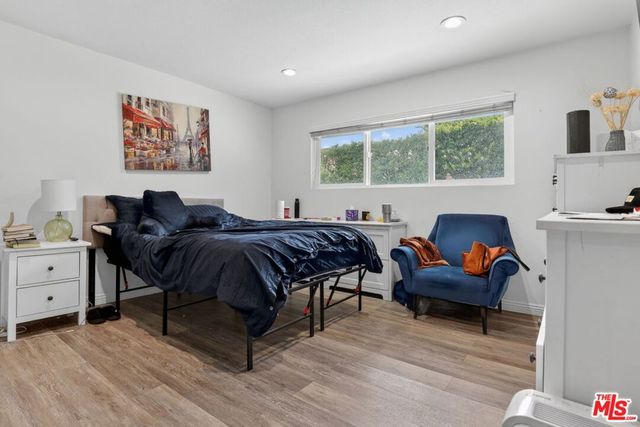 212 E Avenida De Los Arboles, Thousand Oaks, CA 91360