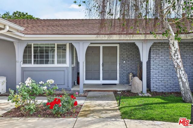 212 E Avenida De Los Arboles, Thousand Oaks, CA 91360