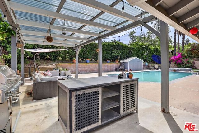 212 E Avenida De Los Arboles, Thousand Oaks, CA 91360