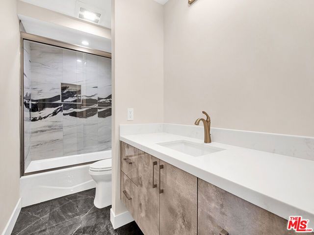 1325 Valley View Road 201, Glendale, CA 91202