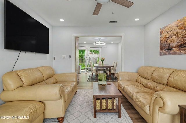 450 Beachway Avenue, Keansburg, NJ 07734