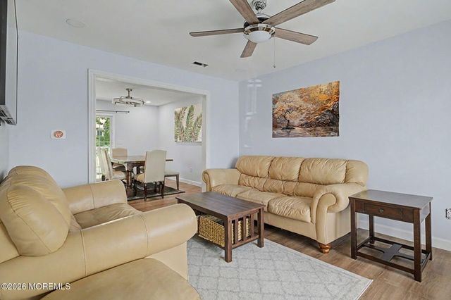 450 Beachway Avenue, Keansburg, NJ 07734