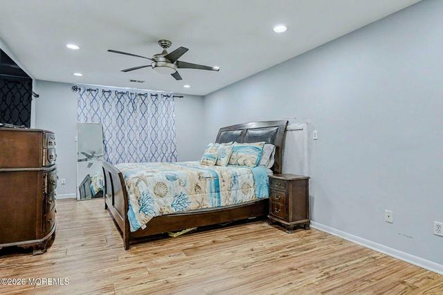 450 Beachway Avenue, Keansburg, NJ 07734