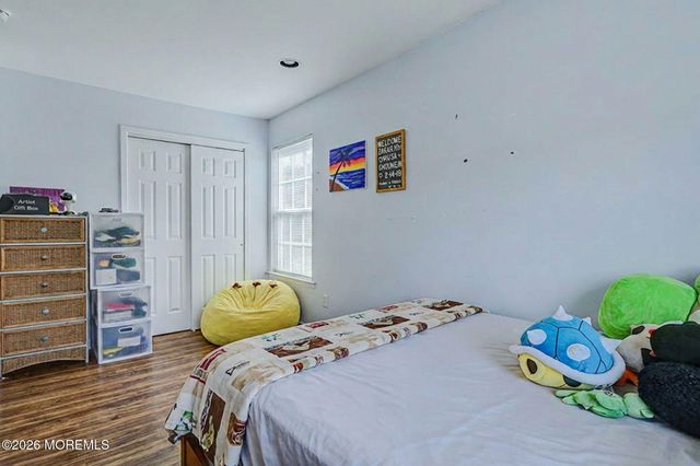 450 Beachway Avenue, Keansburg, NJ 07734