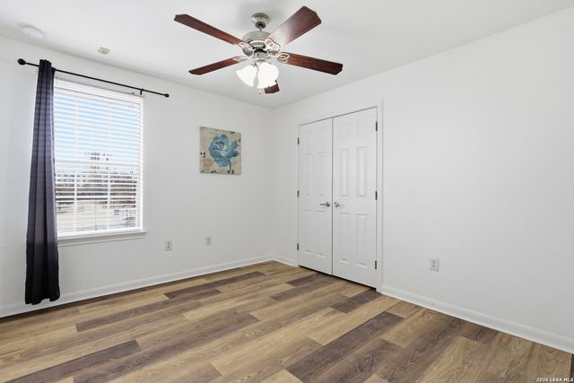 7323 Snowden Rd Apt 1304, San Antonio, TX 78240