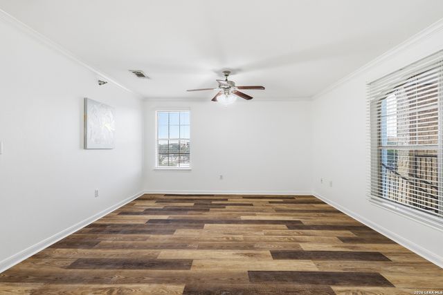 7323 Snowden Rd Apt 1304, San Antonio, TX 78240