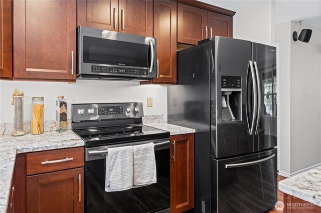 18915 80th Avenue Ct E, Puyallup, WA 98375