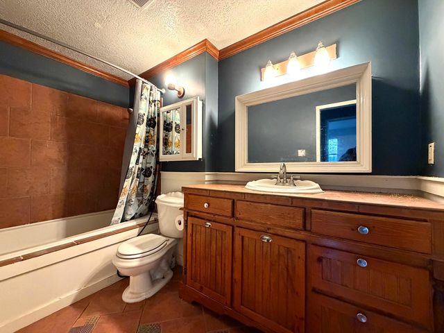 10807 Sashay Drive, Houston, TX 77099