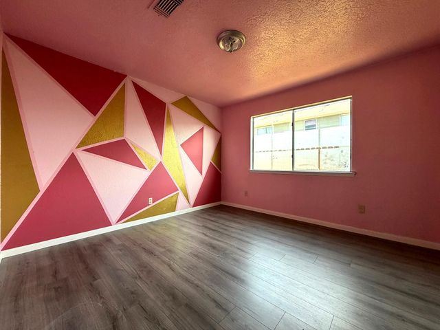 10807 Sashay Drive, Houston, TX 77099