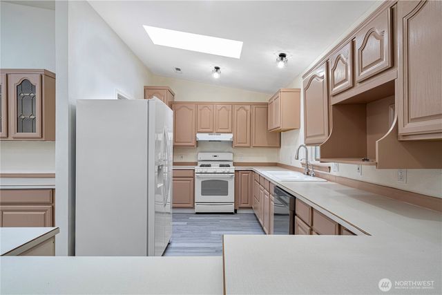 22819 126th Place SE, Kent, WA 98031