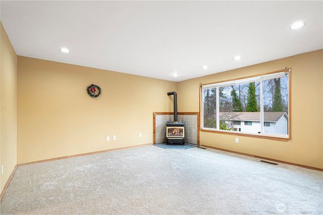 22819 126th Place SE, Kent, WA 98031