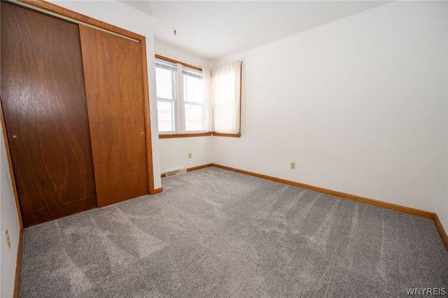 242 Wellington Avenue, Tonawanda, NY 14223