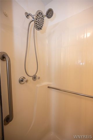 242 Wellington Avenue, Tonawanda, NY 14223