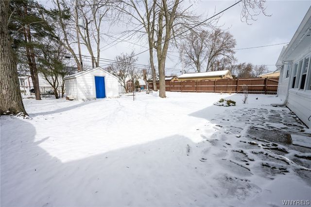 242 Wellington Avenue, Tonawanda, NY 14223