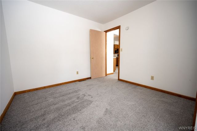 242 Wellington Avenue, Tonawanda, NY 14223