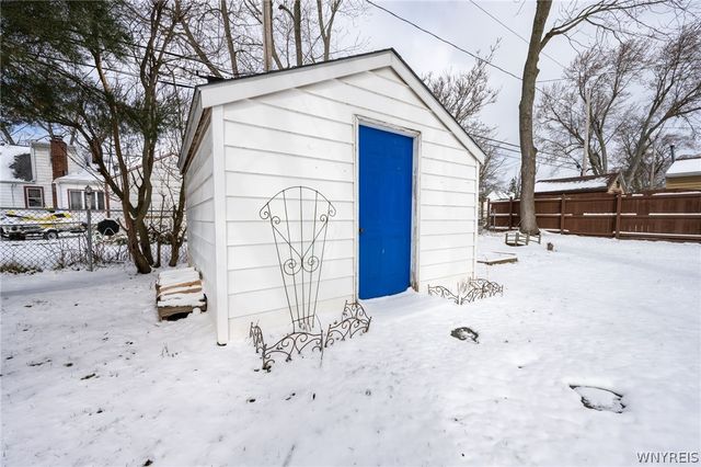 242 Wellington Avenue, Tonawanda, NY 14223