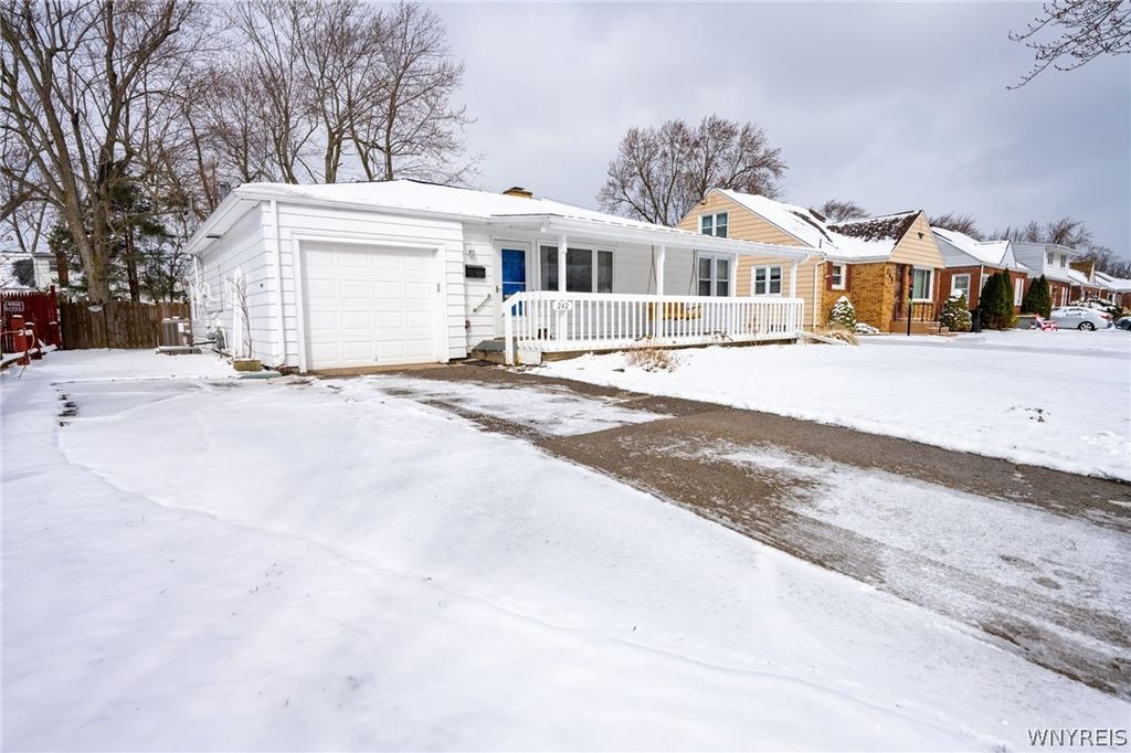 242 Wellington Avenue, Tonawanda, NY 14223