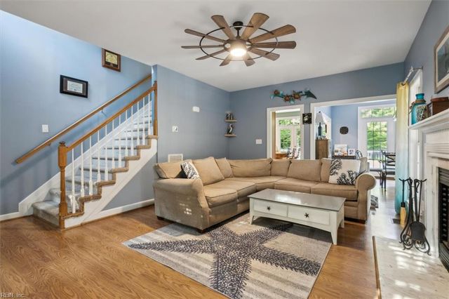 8194 Manor DR, Gloucester, VA 23061