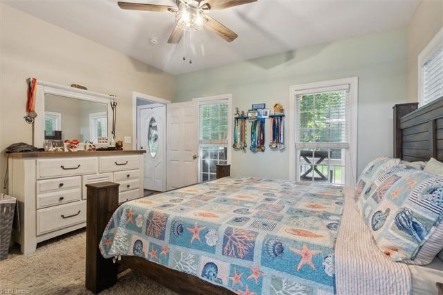 8194 Manor DR, Gloucester, VA 23061