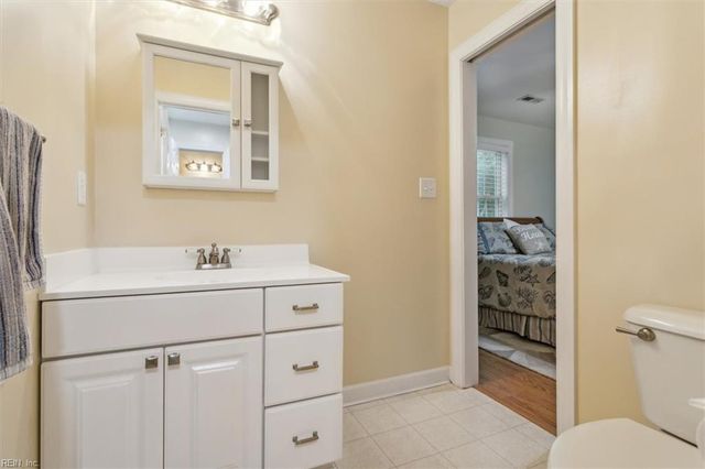 8194 Manor DR, Gloucester, VA 23061