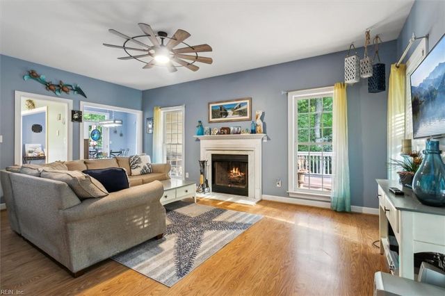 8194 Manor DR, Gloucester, VA 23061