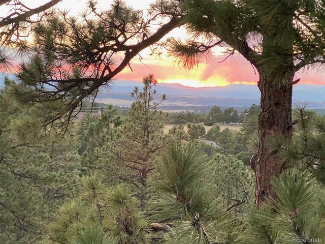 915 N Bluff Dr, Franktown, CO 80116
