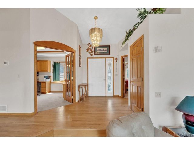 915 N Bluff Dr, Franktown, CO 80116