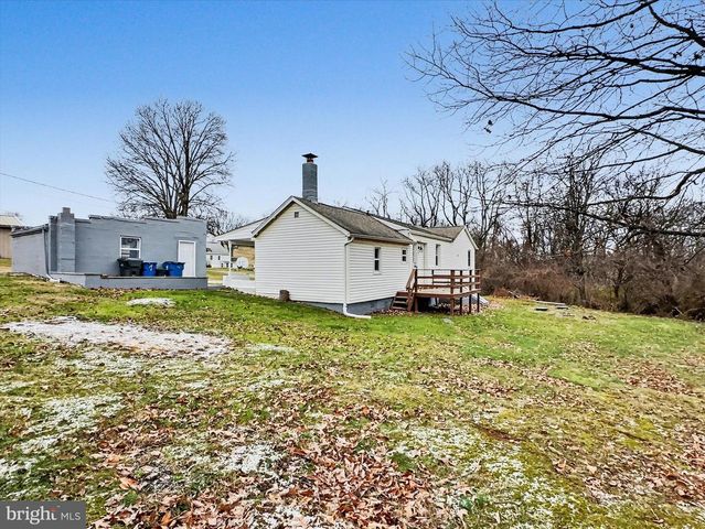 1063 SNYDER CORNER RD, Red Lion, PA 17356