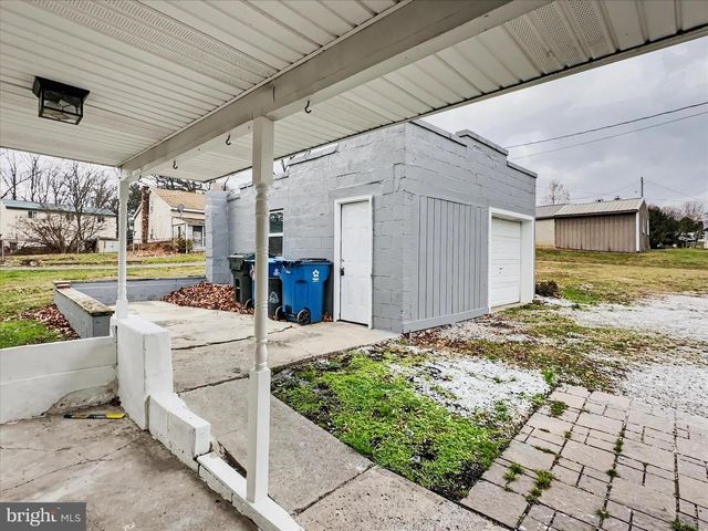 1063 SNYDER CORNER RD, Red Lion, PA 17356