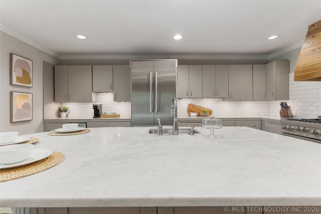 2521 S Birmingham Place, Tulsa, OK 74114