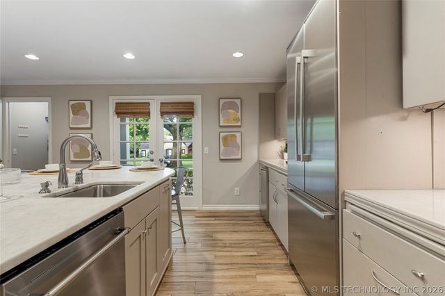 2521 S Birmingham Place, Tulsa, OK 74114