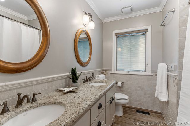 2521 S Birmingham Place, Tulsa, OK 74114