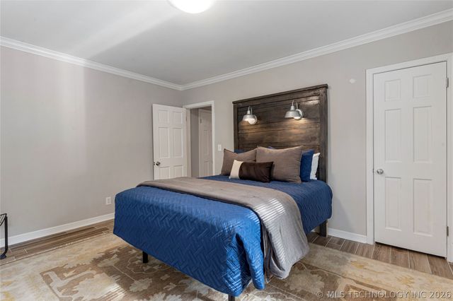 2521 S Birmingham Place, Tulsa, OK 74114