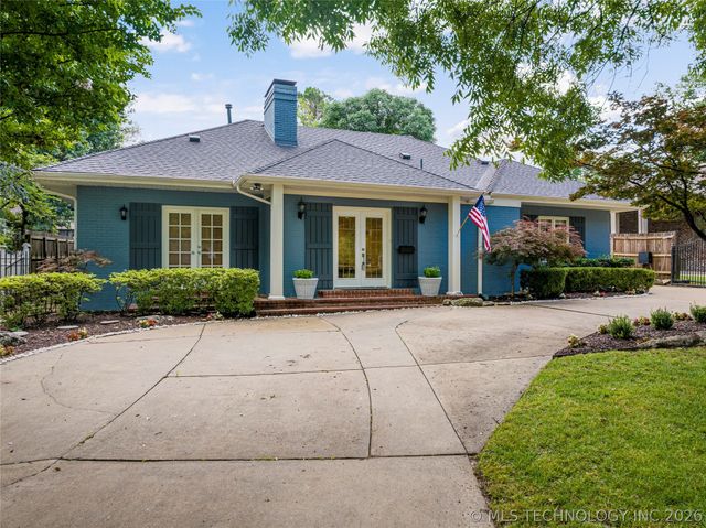 2521 S Birmingham Place, Tulsa, OK 74114