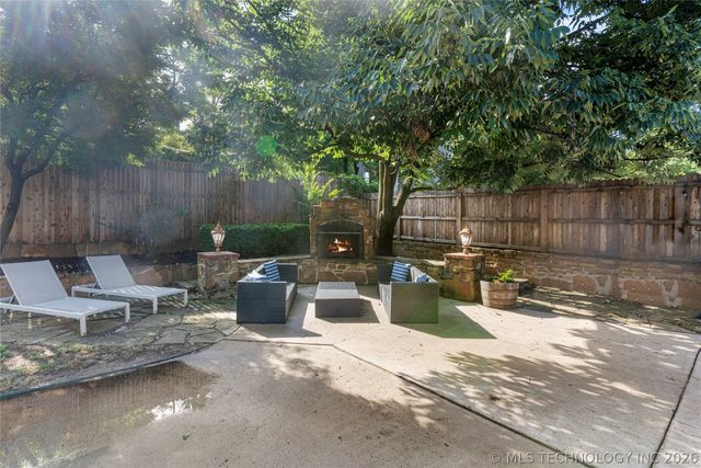 2521 S Birmingham Place, Tulsa, OK 74114