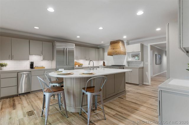 2521 S Birmingham Place, Tulsa, OK 74114