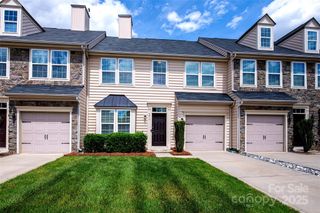9614 Springholm Drive, Charlotte, NC 28278