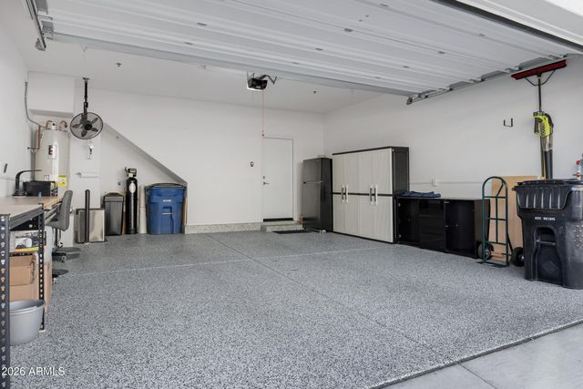 1825 E HAMPTON Lane 106, Gilbert, AZ 85295