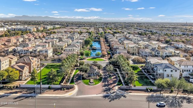 1825 E HAMPTON Lane 106, Gilbert, AZ 85295