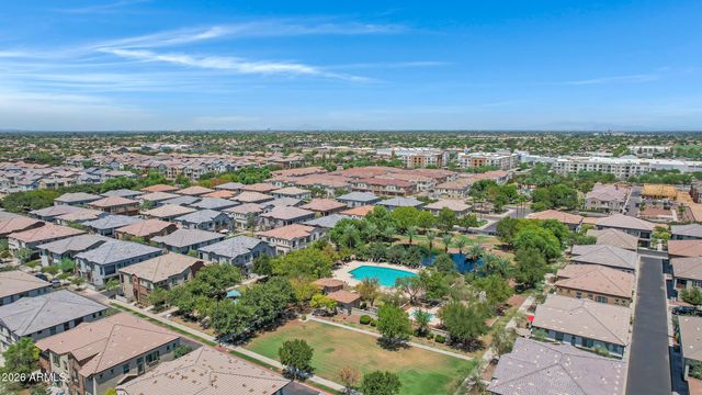 1825 E HAMPTON Lane 106, Gilbert, AZ 85295