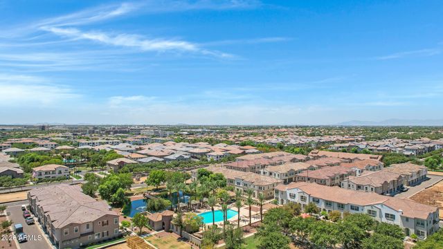 1825 E HAMPTON Lane 106, Gilbert, AZ 85295