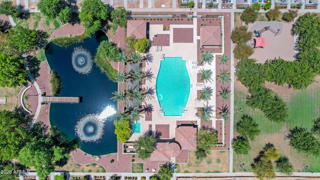 1825 E HAMPTON Lane 106, Gilbert, AZ 85295