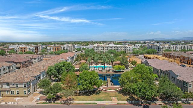 1825 E HAMPTON Lane 106, Gilbert, AZ 85295